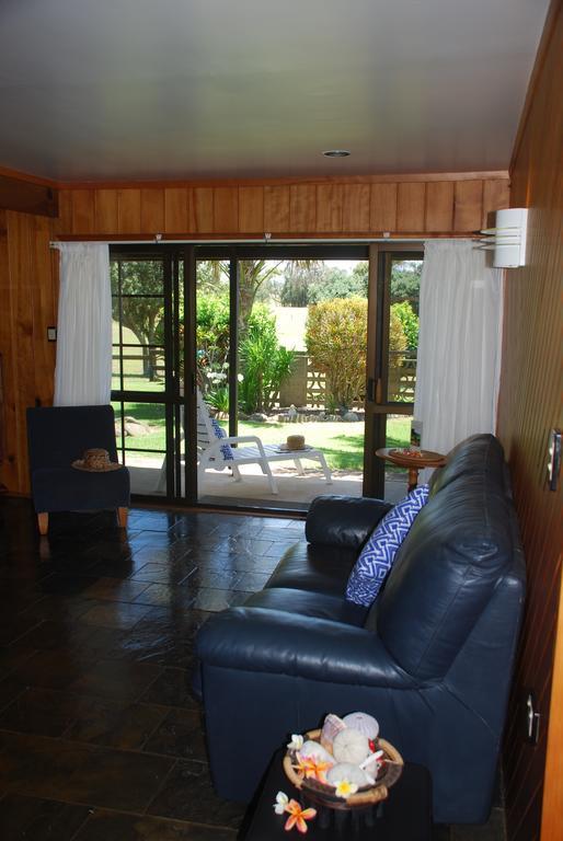 Coast Norfolk Island Apartment Burnt Pine Room photo